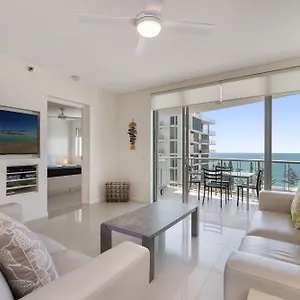 4* Aparthotel Seamark On First
